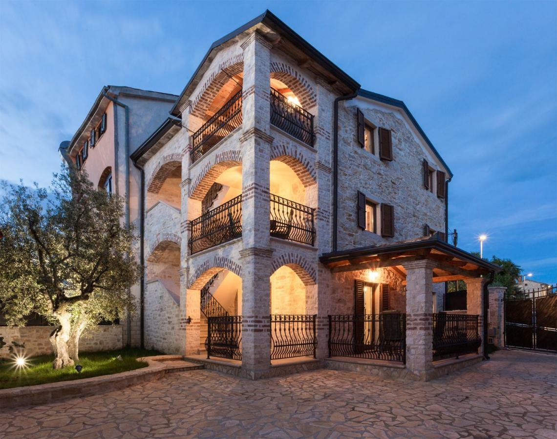 P&b Tar-Vabriga
