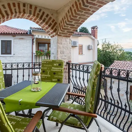 Apartments P&B Tar-Vabriga Exterior photo